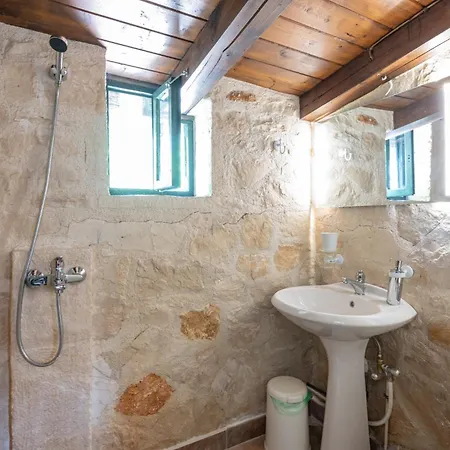 Orama Stone - Authentic Hospitality In A Historical Location, By Zantewize *