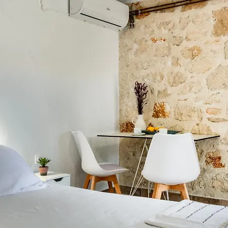 Orama Stone - Authentic Hospitality In A Historical Location, By Zantewize * Città di Zante