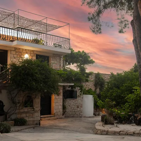 Orama Stone - Authentic Hospitality In A Historical Location, By Zantewize Apartman *