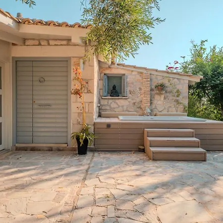 Orama Stone - Authentic Hospitality In A Historical Location, By Zantewize Apartman
