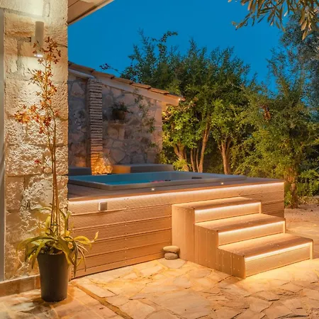 Orama Stone - Authentic Hospitality In A Historical Location, By Zantewize Apartment *