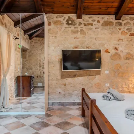 Orama Stone - Authentic Hospitality In A Historical Location, By Zantewize Apartman Zákinthosz