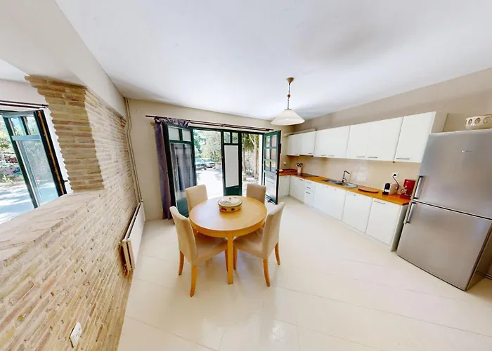 Orama Stone - Authentic Hospitality In A Historical Location, By Zantewize Ζάκυνθος Πόλη
