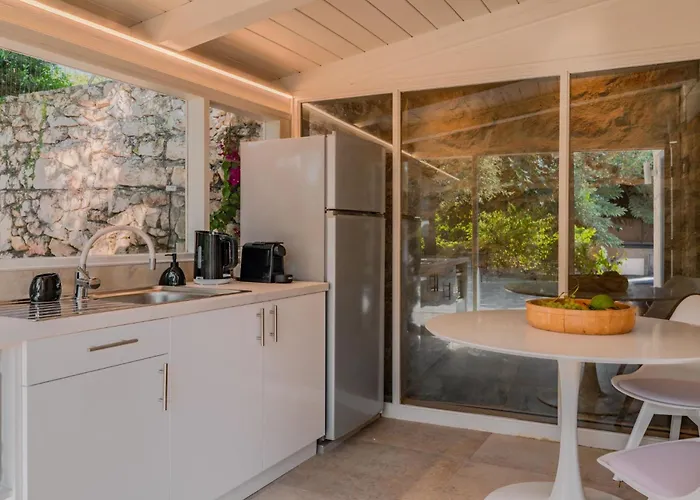 Orama Stone - Authentic Hospitality In A Historical Location, By Zantewize