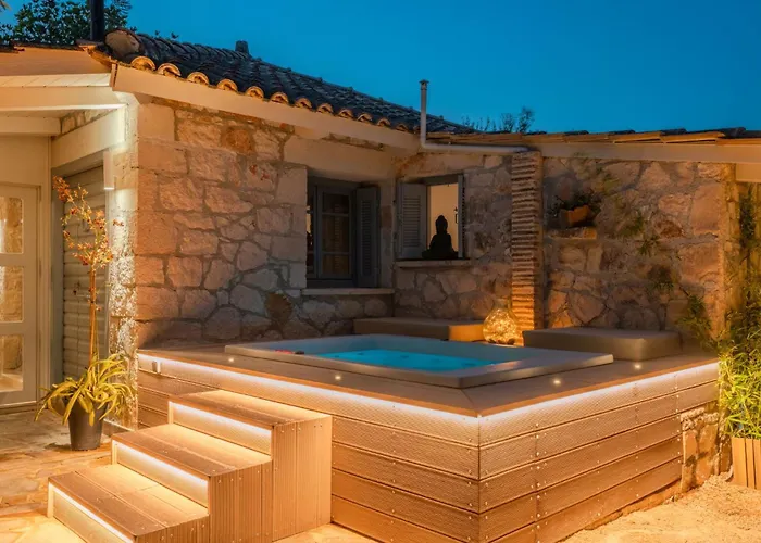 Orama Stone - Authentic Hospitality In A Historical Location, By Zantewize * Ζάκυνθος Πόλη