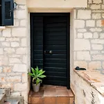 Orama Stone - Authentic Hospitality In A Historical Location, By Zantewize شقة مدينة زاكينثوس