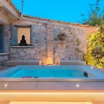شقة Orama Stone - Authentic Hospitality In A Historical Location, By Zantewize